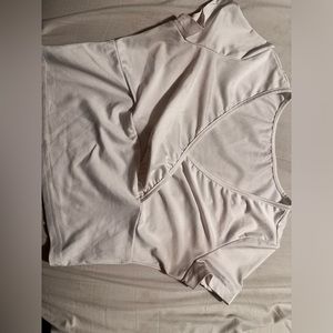 Cute v neck woman’s crop top